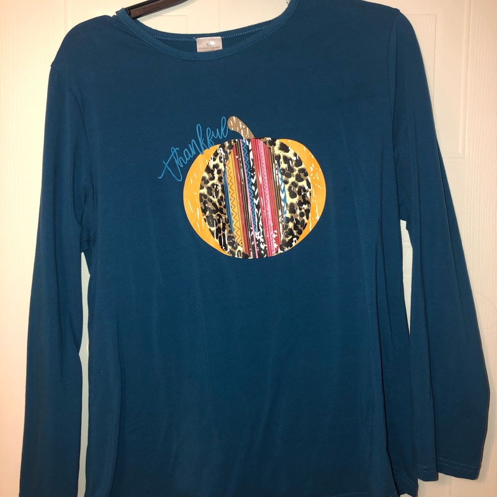 Women’s long sleeve